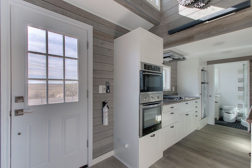 The Zilker 24-Foot Tiny House by ATX Tiny Casas 002