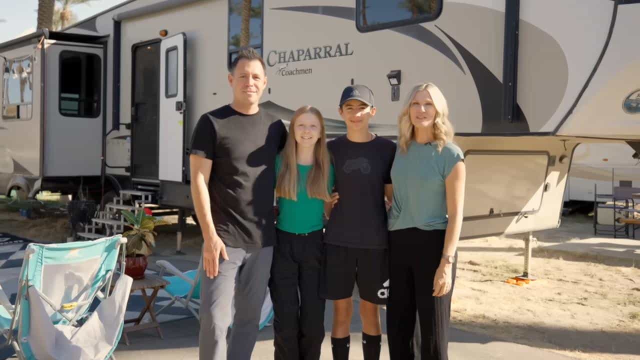 Tiny House Family Living
