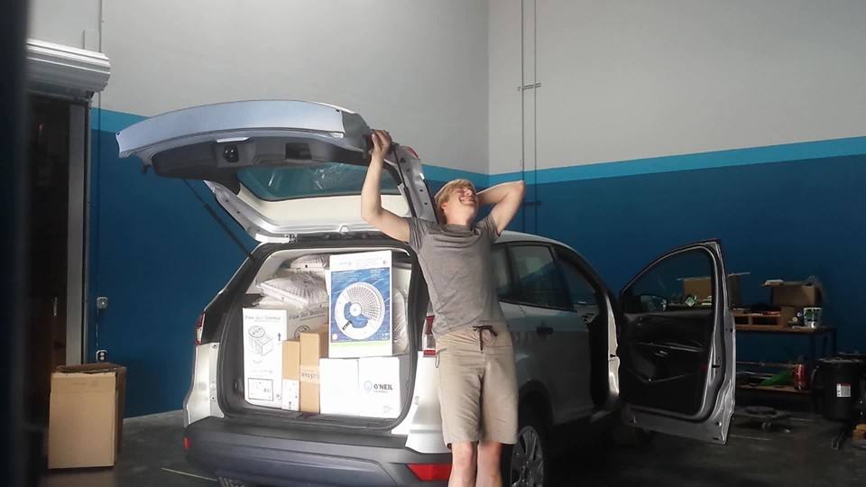 this-guy-lived-out-of-his-suv-while-working-as-a-regional-sales-manager-12