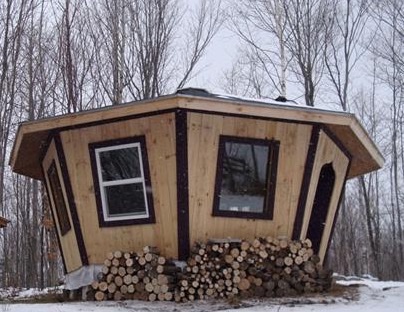 Tiny Adirondack Yurt Cabin 004