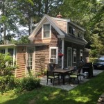 Tiny Cottage in Cape Cod 001