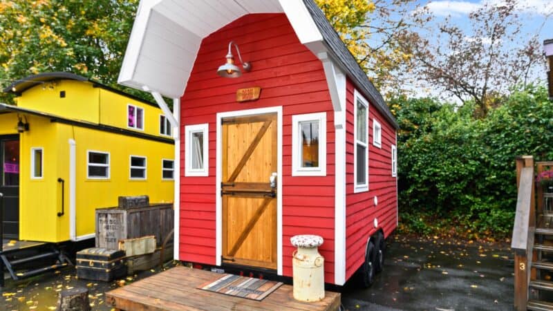 Tiny-Digs-Barn-1