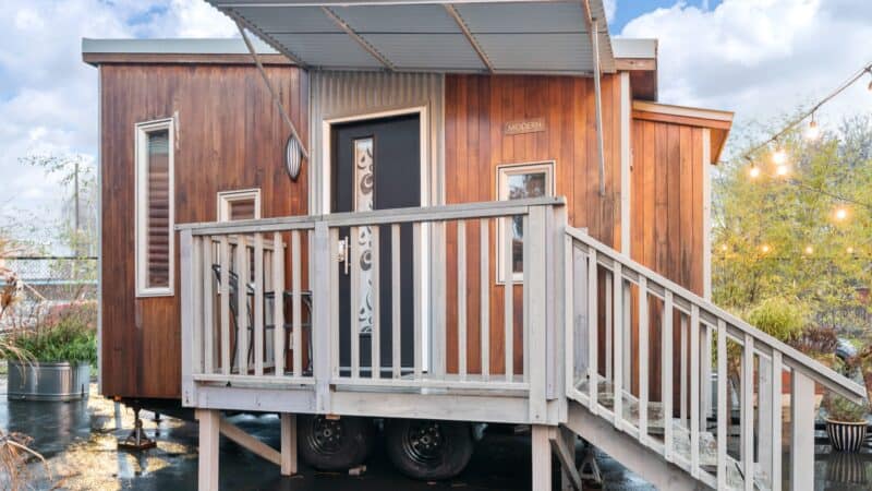 Tiny-Digs-Modern-1