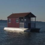 Tiny Floathouse 008