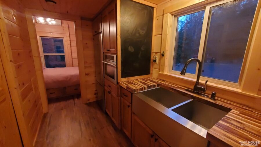 Tiny House on Wheels with 2.4 Acres of Land 7