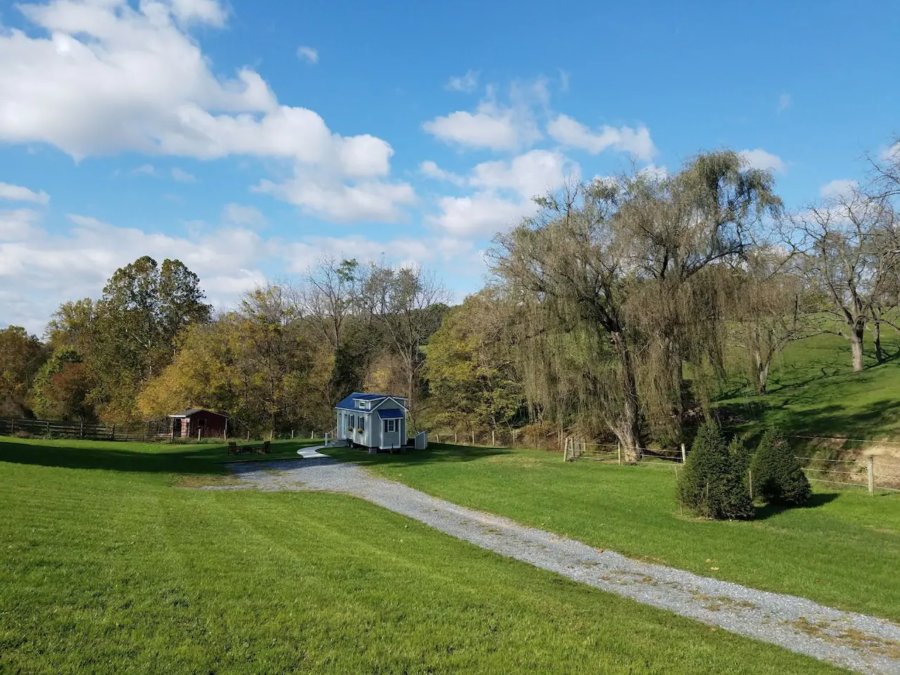 Tiny House on a Farm in Lititz PA for Rent via Matt and Monica Airbnb 0014