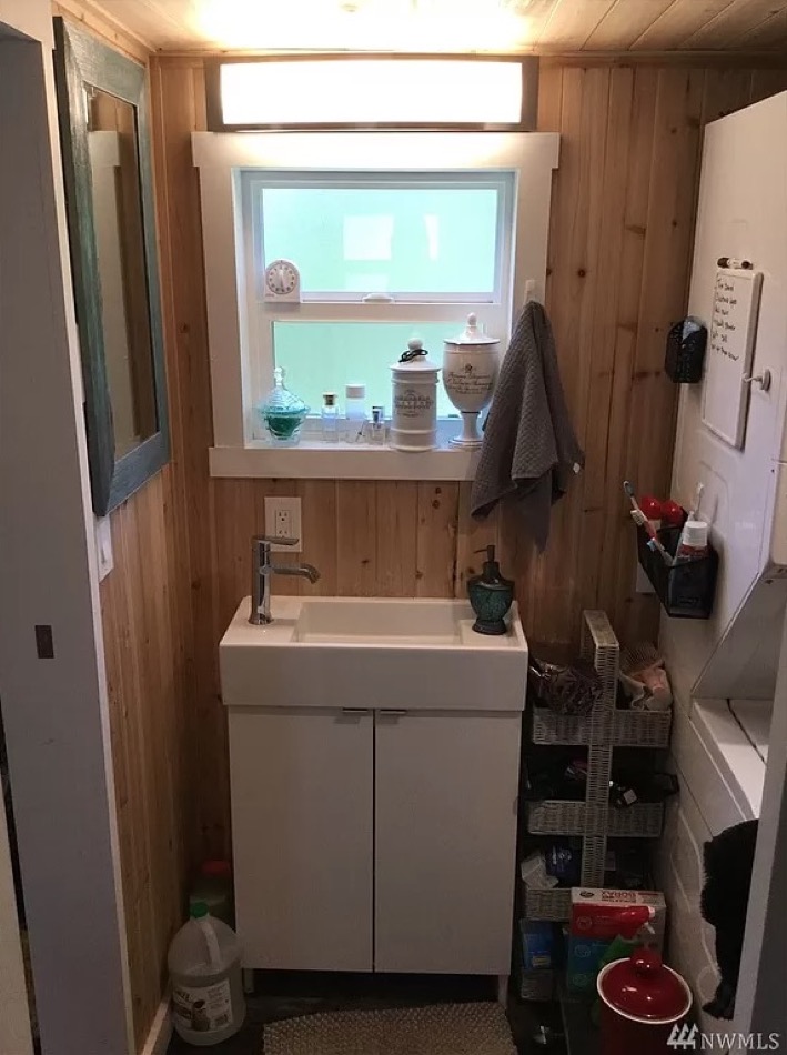 Tiny House with Land in Grapeview Washington via NWMLS-Zillow 0012