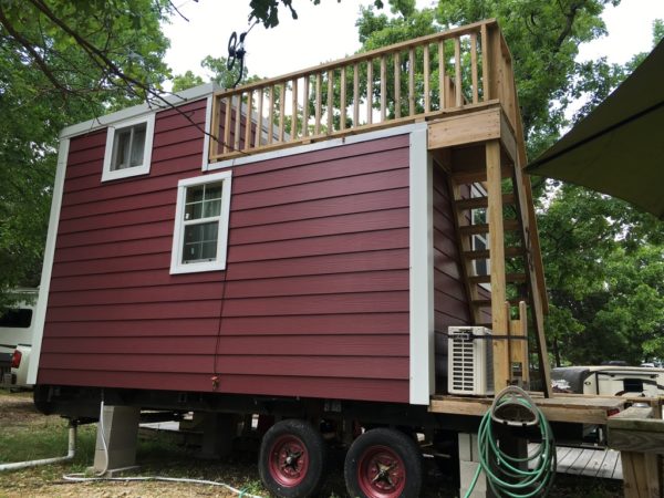 Tiny House with Rooftop Balcony For Sale 0043