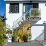 Tiny Rose Cottage in Cape Town 001