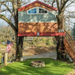 Tiny Treehouse 001