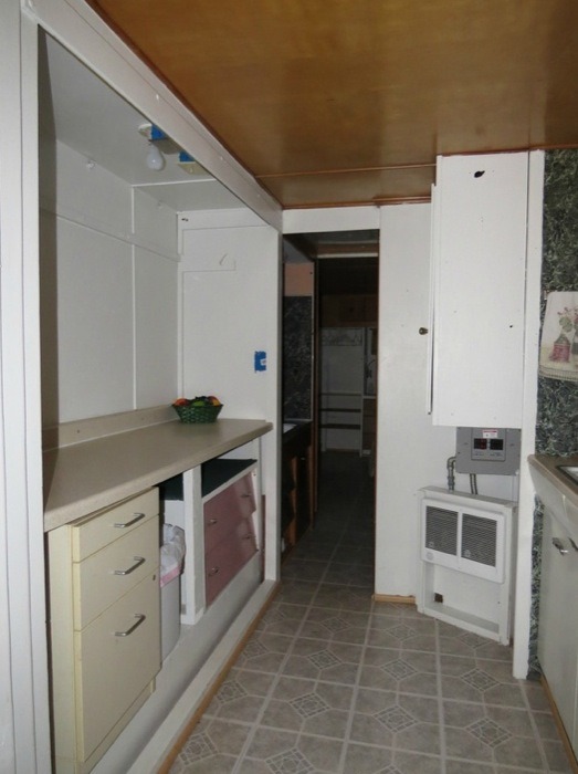 352 Sq. Ft. Travel Trailer to Cabin Conversion