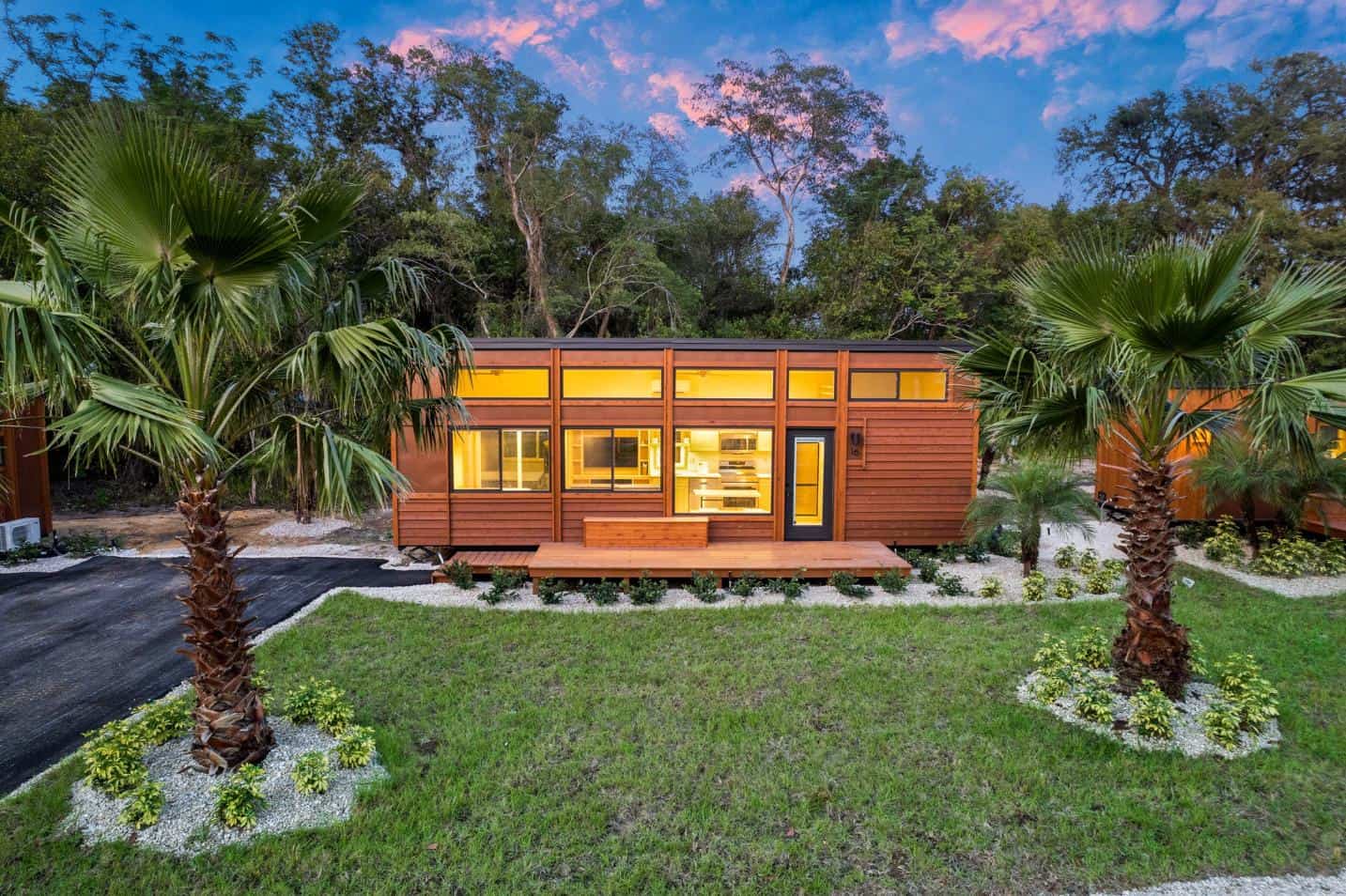 Tiny House in Oaks Village