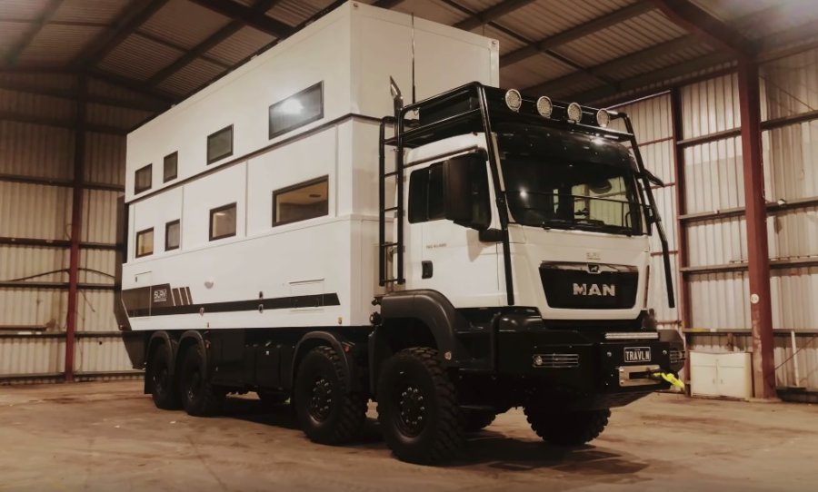 Two-story 8×8 Off Road Motorhome SLRV Commander 8×8 by SLRV Expedition-com-au 0016