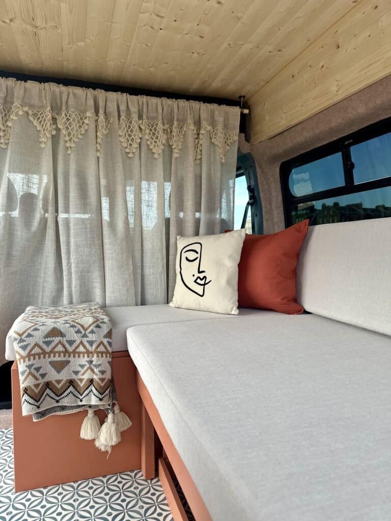 Uma Off Grid Campervan 7