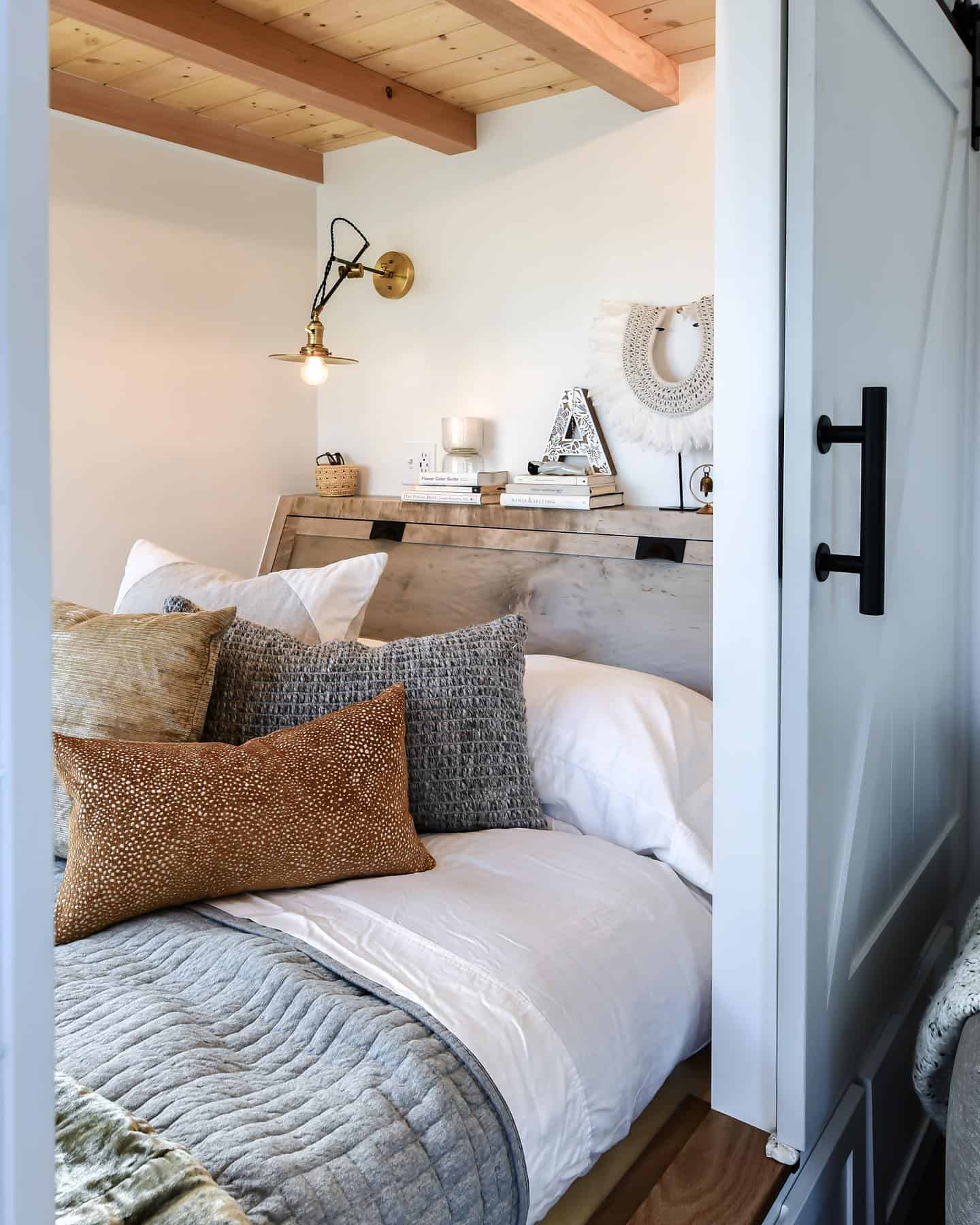 Tiny House Dreams: Urban Payette’s 28′ Modern Beauty with First-Floor ...
