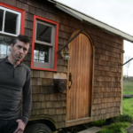 Video Tour Zyl Vardos’ First Tiny House