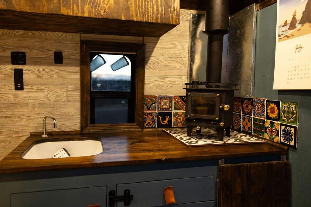 Warm & Cozy Ski Wagon 2019 Ram Promaster 136″