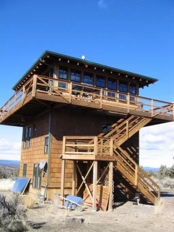 Watch Tower Cabin in Terebonne 0018