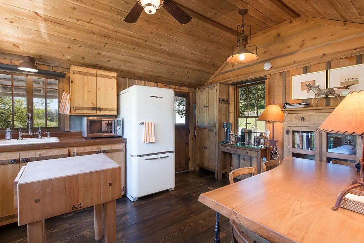 Tiny Cabin With Western-Style On Private Cattle Ranch
