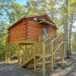 Whispering Pines Log Cabin on Stilts Airbnb Hot Springs Arkansas 0018