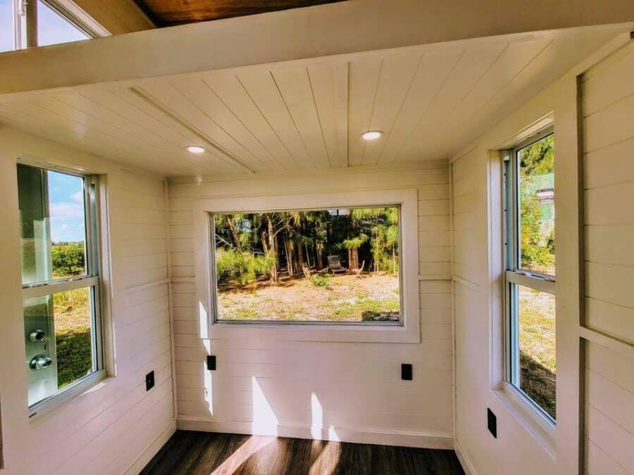 White House Tiny House For Sale 25