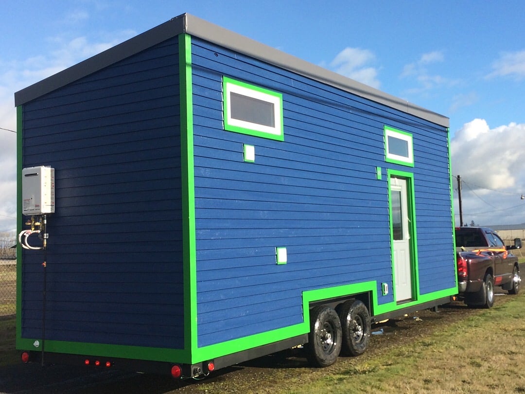 Willamette Farmhouse Tiny House by Tiny Smart House_044