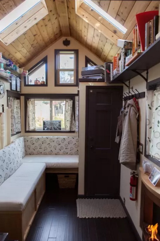 Woman Designs-Builds her own Pocket Mansion Tiny House 003