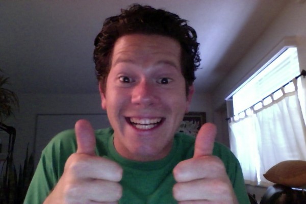 alex-thumbs-up