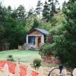 bandon-bandon-farm-stay-oregon-coast-cabin-forest-lodging