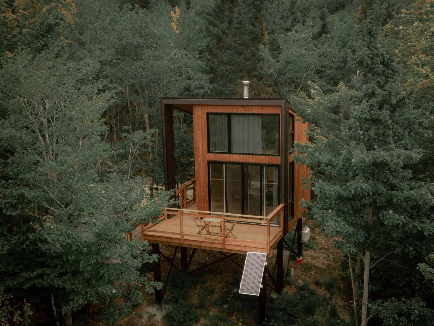BESIDE LAO Canopée summer exterior on stilts