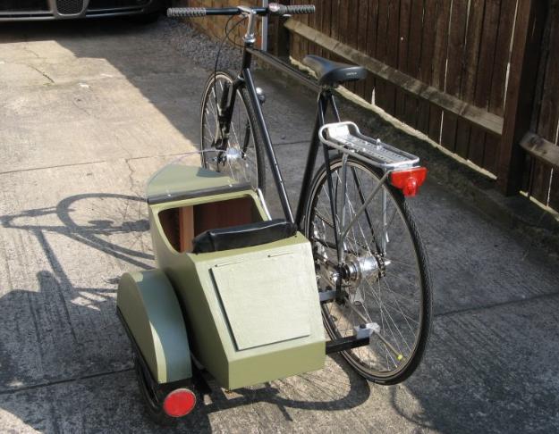 He Built His Own DIY Bicycle Sidecar