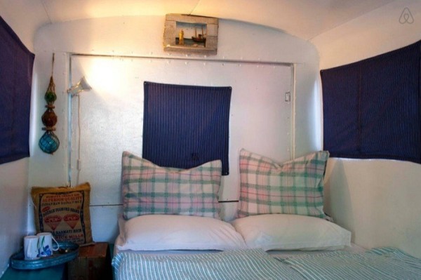 bread-van-converted-into-guest-bedroom-micro-cabin-in-norway-004