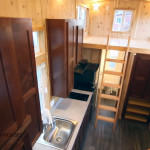 castle-peak-tiny-house-by-tiny-mountain-houses-015