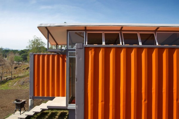 containers-of-hope-tiny-houses-18