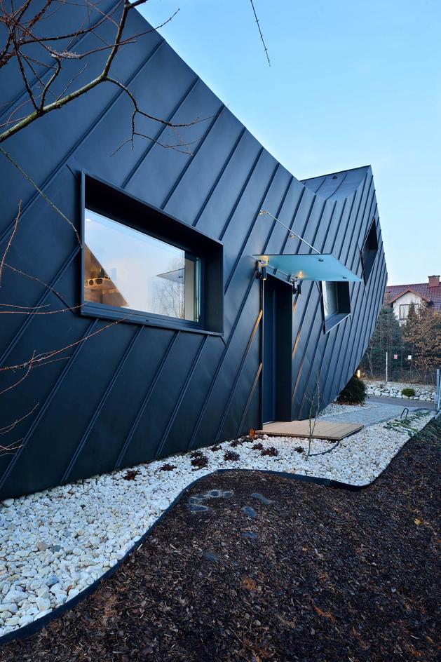 curvy-modern-small-home-domo-dom-004