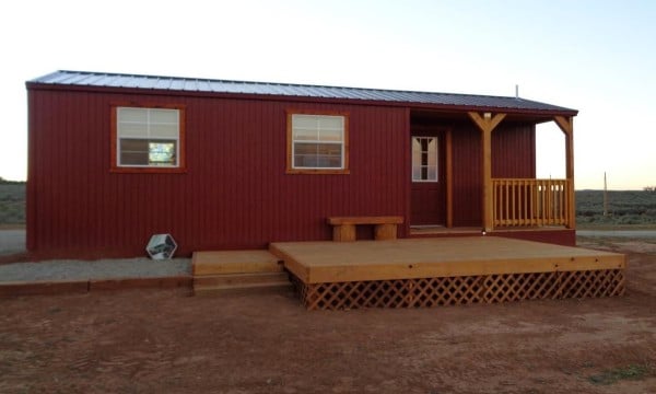 daughter-and-son-in-law-help-build-tiny-home-for-father-001