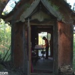 diy-tiny-house-micro-community-in-france-001