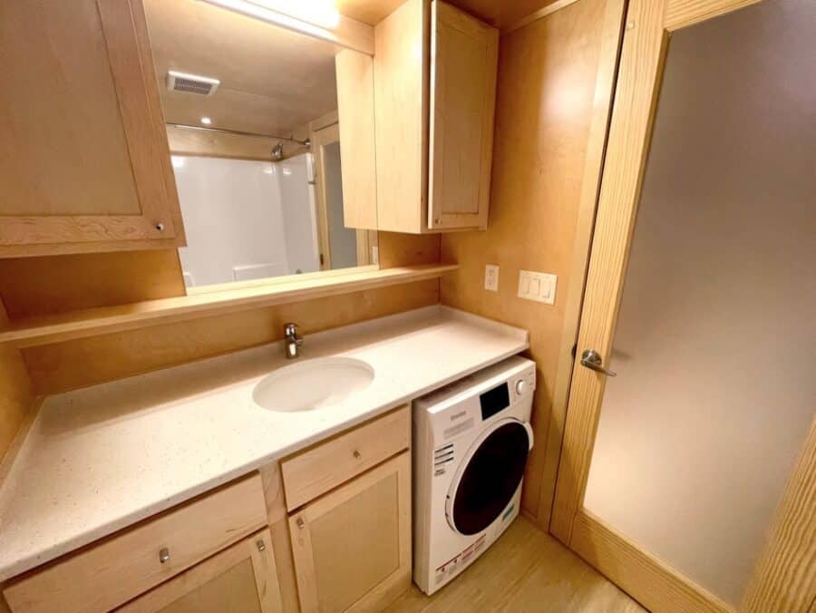 eBoho XLS interior details and natural light