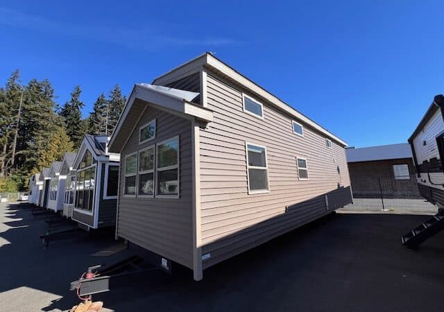 elevation-woodland-loft-r2207-exterior