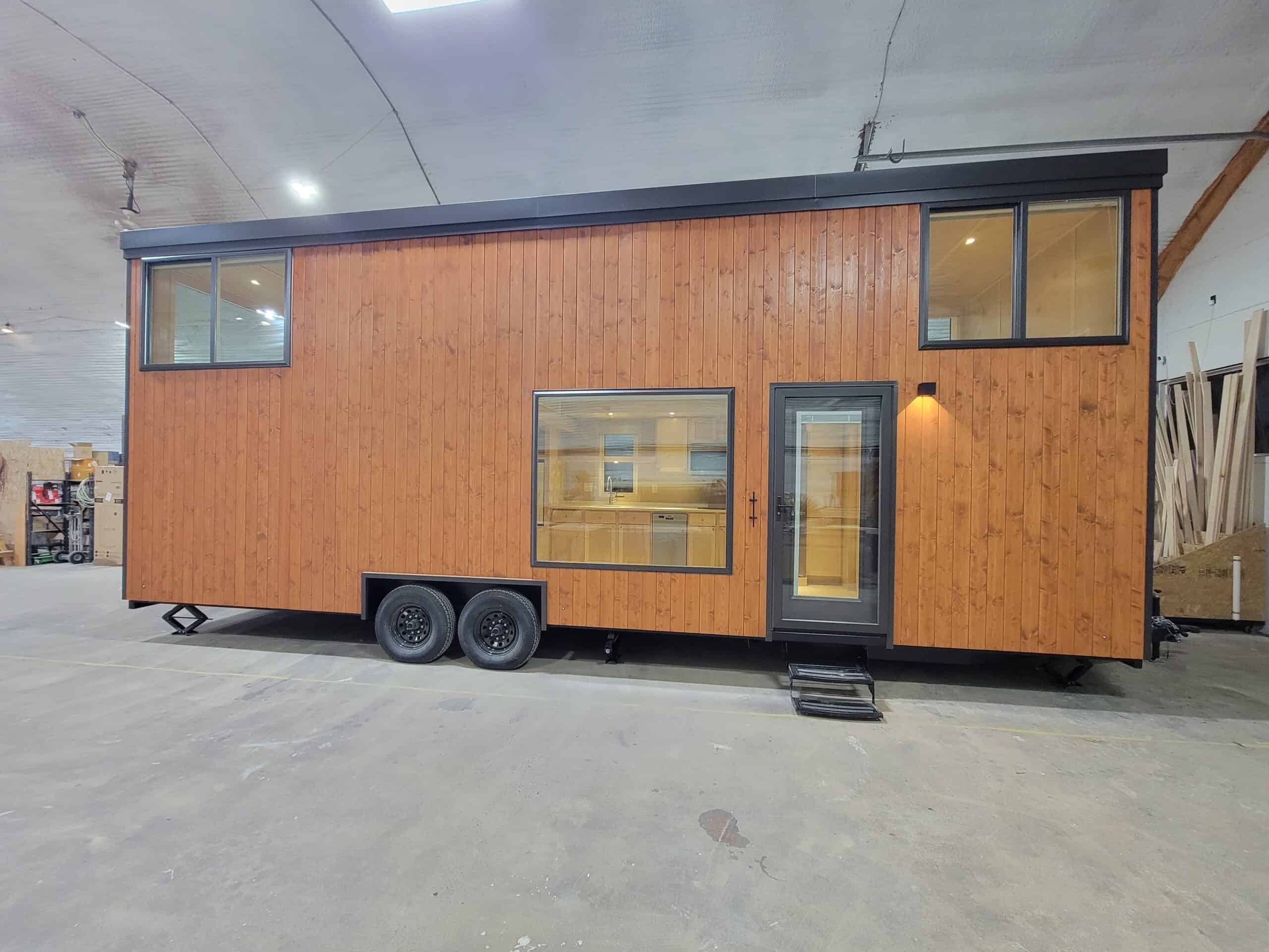 eONE XL Wide and Tall Exterior