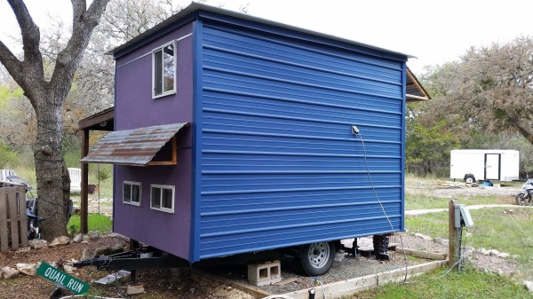 ethan-and-kelseys-tiny-house-on-wheels-for-sale-02
