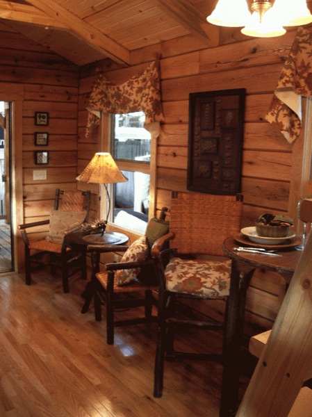 Gastineau Oak Log Cabin Living Room