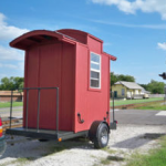 hobby-house-on-wheels-1