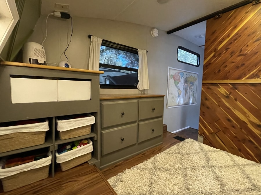 Travel Nurse, Student/SAHM and 2 Kids in Their Renovated 5th Wheel 14