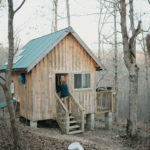 itzawayzback-farm-itzawayzback-farm-dogwood-cabin (3)