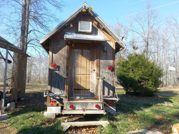 jackie-ruth-brown-koson-hobbit-house-tiny-house-for-sale-001
