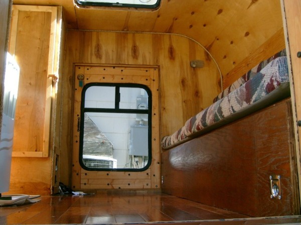 jayco-pop-up-trailer-to-teardrop-camper-conversion-003