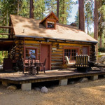 lake-tahoe-log-cabin-smallhousebliss-001