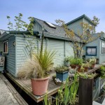 lake-union-seattle-640-sq-ft-houseboat-01