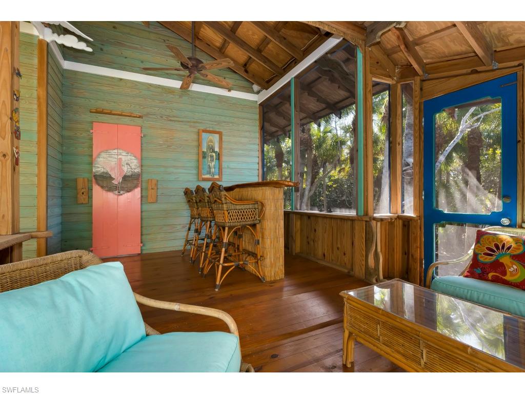 Stunning Off Grid Island Vacation Homes With Game Rooms image